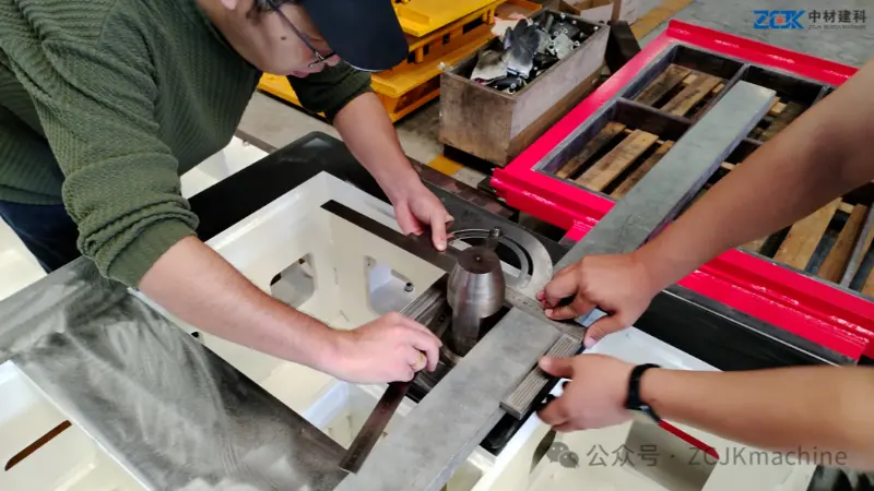 ZCJK entrega moldes personalizados de alta precisión a un cliente saudí