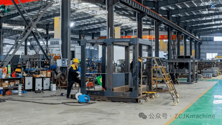 Precio de la máquina para fabricar bloques y ladrillos: 5 trampas de costos que los compradores deben evitar